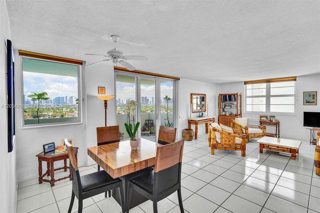 5 Island Avenue 12C, Miami Beach, FL 33139