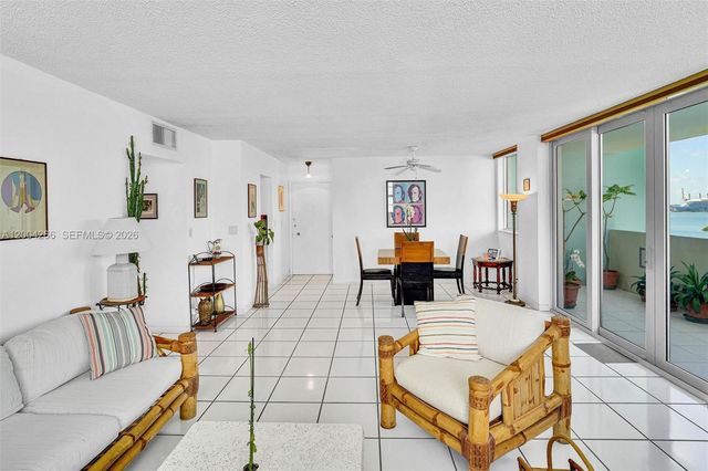 5 Island Avenue 12C, Miami Beach, FL 33139