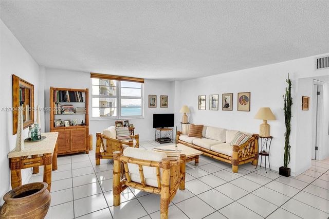 5 Island Avenue 12C, Miami Beach, FL 33139