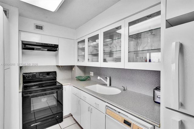 5 Island Avenue 12C, Miami Beach, FL 33139