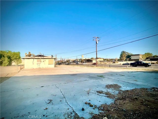 15720 Mojave Drive, Victorville, CA 92394