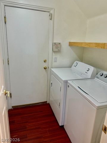 1485 Falling Snow Avenue, Las Vegas, NV 89183