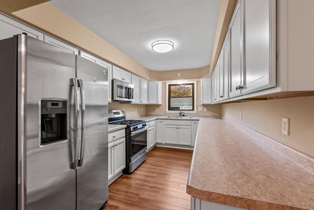 412 N Chicago AVENUE, South Milwaukee, WI 53172