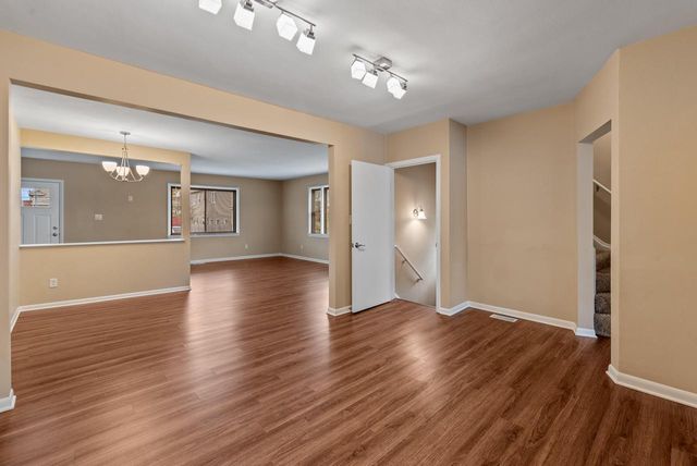 412 N Chicago AVENUE, South Milwaukee, WI 53172