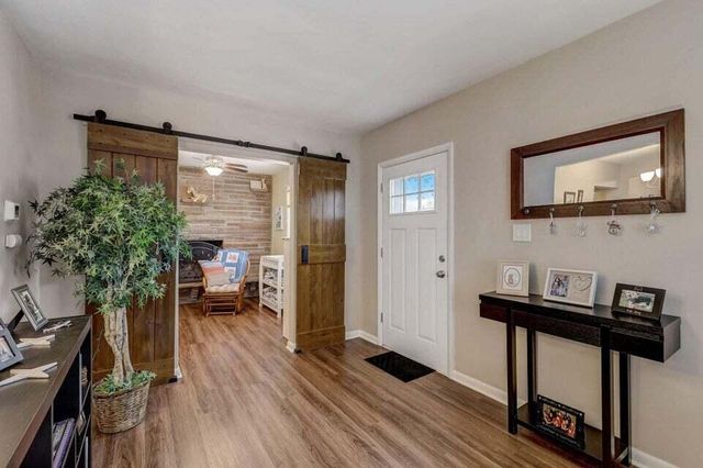 412 N Chicago AVENUE, South Milwaukee, WI 53172