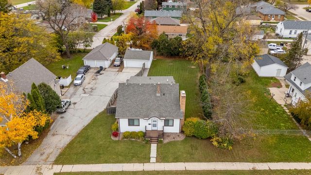 412 N Chicago AVENUE, South Milwaukee, WI 53172