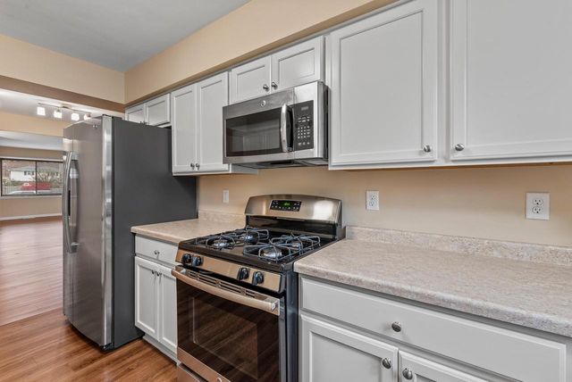 412 N Chicago AVENUE, South Milwaukee, WI 53172