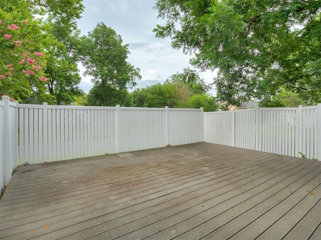 702 N Park Avenue, Shawnee, OK 74801