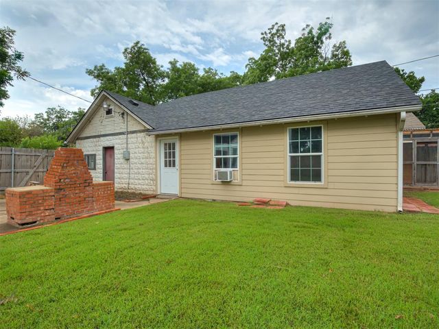 702 N Park Avenue, Shawnee, OK 74801