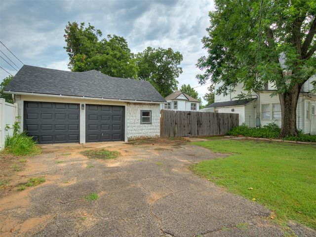 702 N Park Avenue, Shawnee, OK 74801