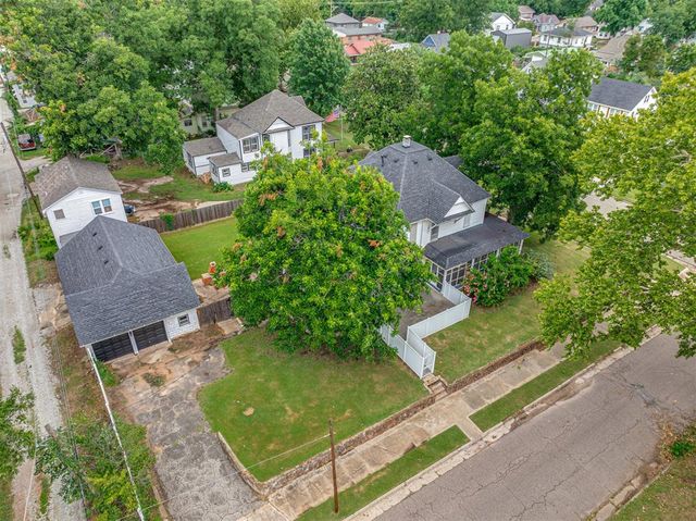 702 N Park Avenue, Shawnee, OK 74801
