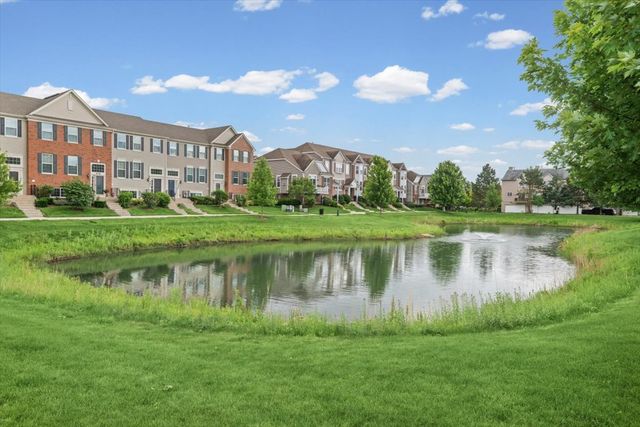 300 Lionel Drive, Grayslake, IL 60030