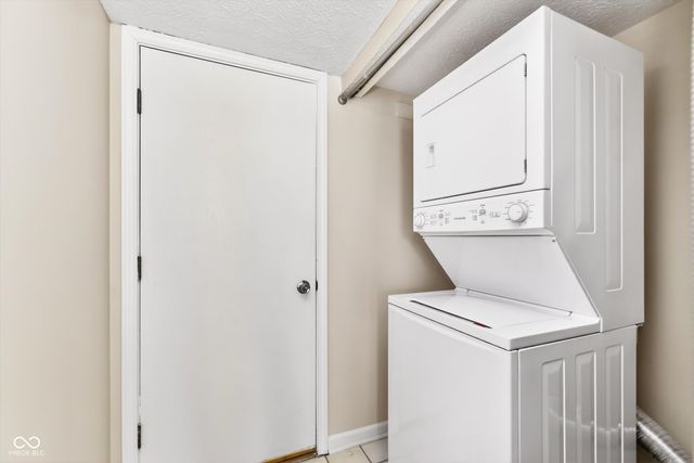 4775 Stansbury Lane, Indianapolis, IN 46254