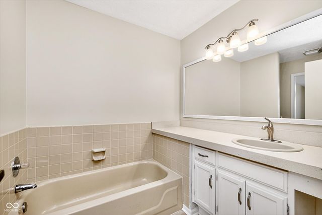 4775 Stansbury Lane, Indianapolis, IN 46254