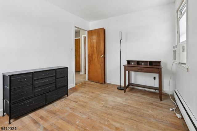 86 Kakeout Rd, Butler Boro, NJ 07405