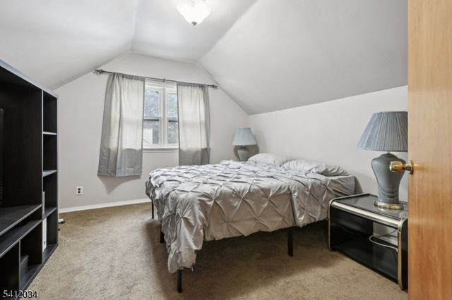 86 Kakeout Rd, Butler Boro, NJ 07405