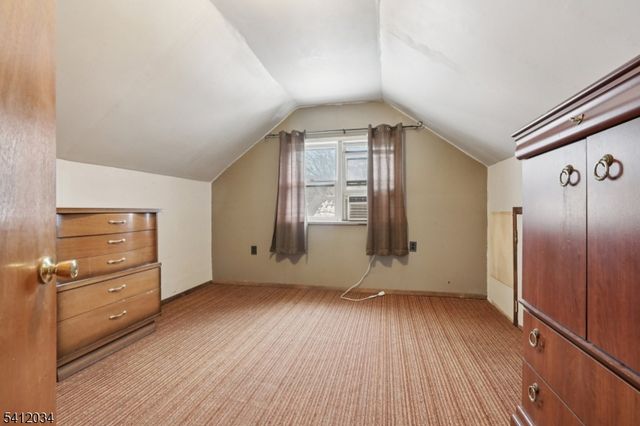 86 Kakeout Rd, Butler Boro, NJ 07405