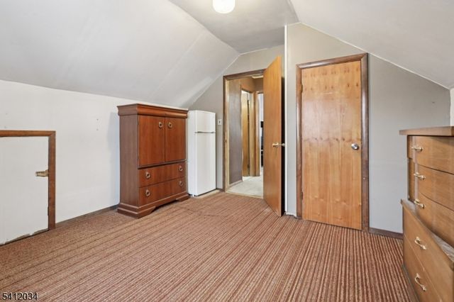 86 Kakeout Rd, Butler Boro, NJ 07405