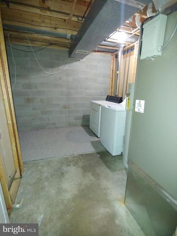 2134 COMMISSARY CIR, Odenton, MD 21113