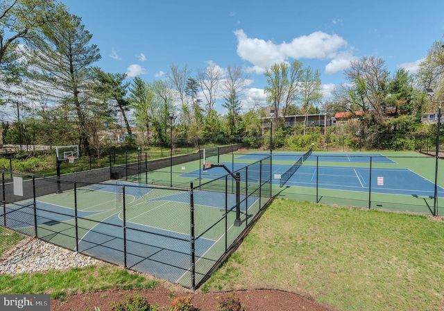 2134 COMMISSARY CIR, Odenton, MD 21113