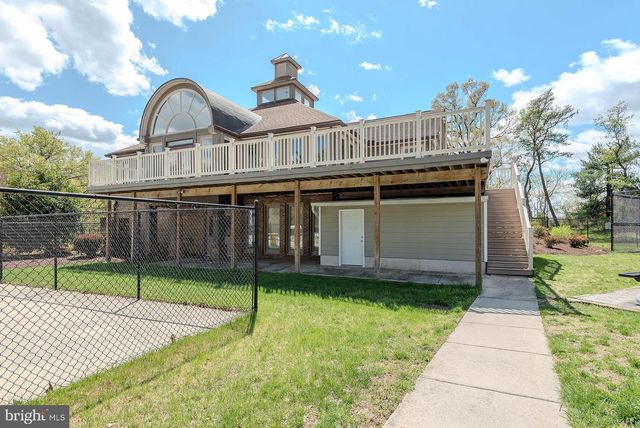 2134 COMMISSARY CIR, Odenton, MD 21113