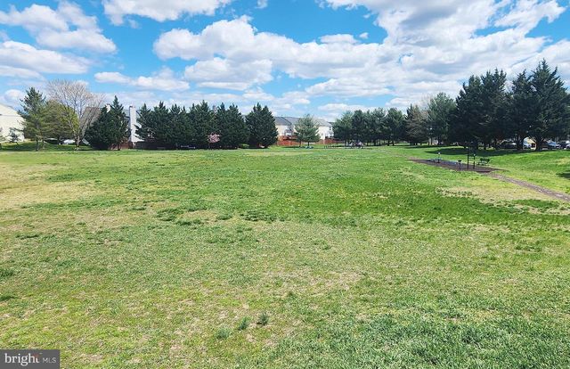 2134 COMMISSARY CIR, Odenton, MD 21113