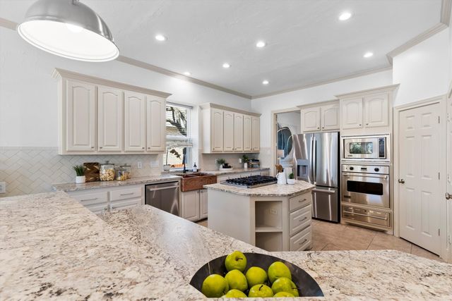 1313 Burgundy Court, Southlake, TX 76092