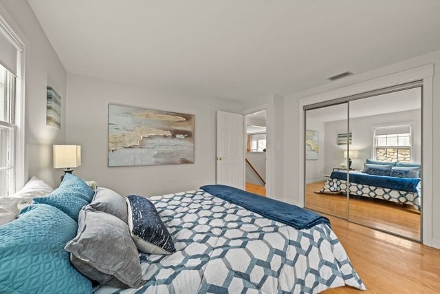 155 Cochrane St, Melrose, MA 02176