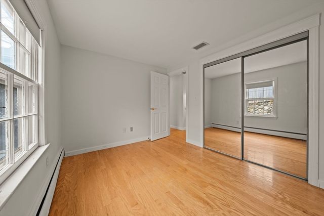 155 Cochrane St, Melrose, MA 02176