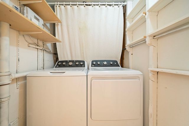 155 Cochrane St, Melrose, MA 02176