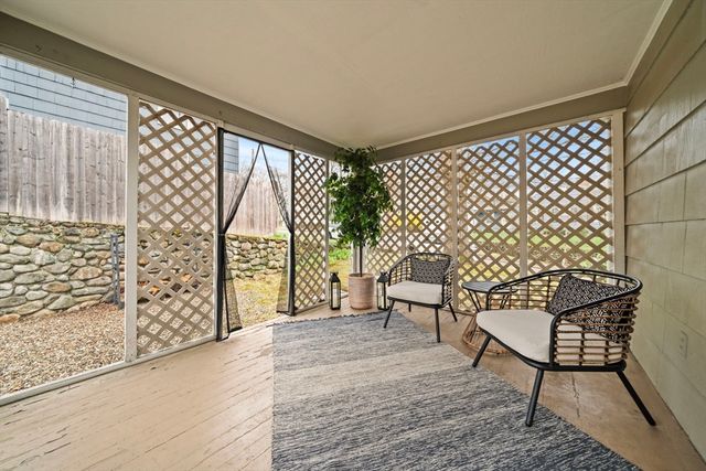 155 Cochrane St, Melrose, MA 02176