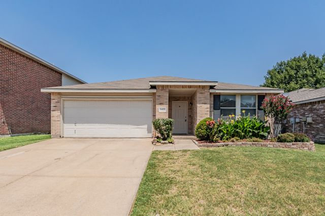 5425 Temecula Road, Fort Worth, TX 76244