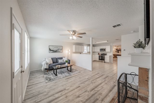 5425 Temecula Road, Fort Worth, TX 76244