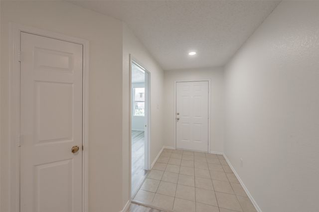 5425 Temecula Road, Fort Worth, TX 76244