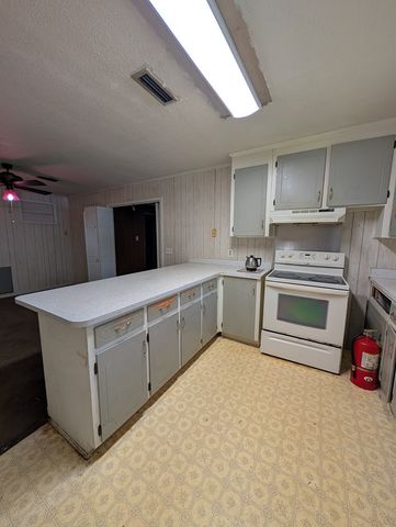 603 Falcon Drive, Dothan, AL 36301
