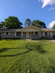 603 Falcon Drive, Dothan, AL 36301