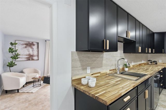 2452 BAYWOOD DRIVE E, Dunedin, FL 34698