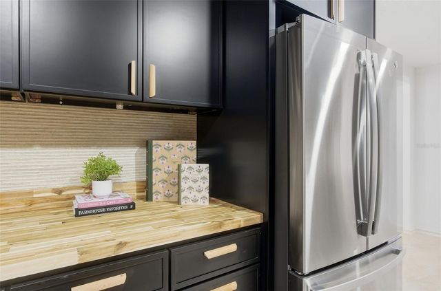 2452 BAYWOOD DRIVE E, Dunedin, FL 34698