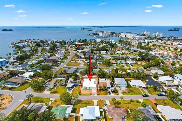 2452 BAYWOOD DRIVE E, Dunedin, FL 34698