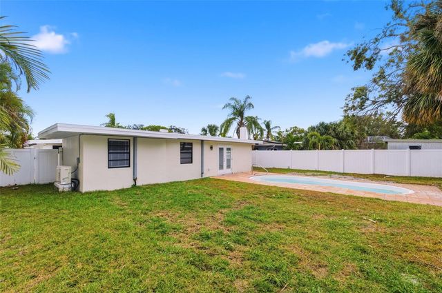 2452 BAYWOOD DRIVE E, Dunedin, FL 34698