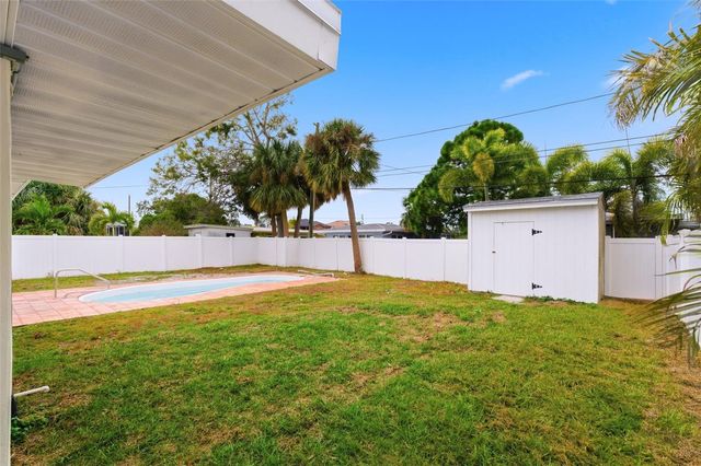 2452 BAYWOOD DRIVE E, Dunedin, FL 34698