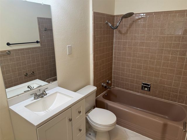 1306 Amherst Drive, Denton, TX 76201