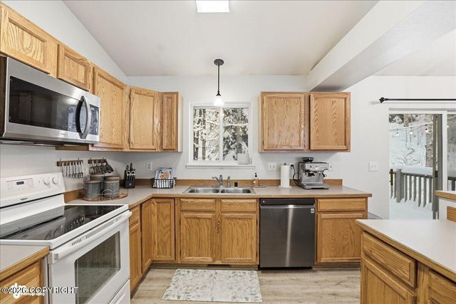 18931 Danny Drive, Eagle River, AK 99577