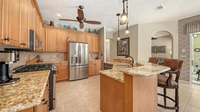 4956 SABAL LAKE CIRCLE, Sarasota, FL 34238