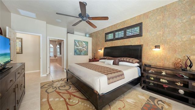 4956 SABAL LAKE CIRCLE, Sarasota, FL 34238
