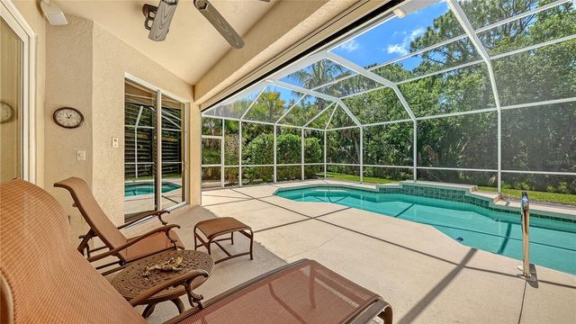 4956 SABAL LAKE CIRCLE, Sarasota, FL 34238