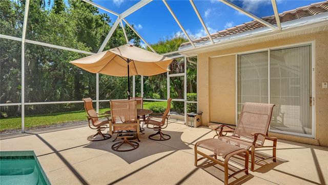 4956 SABAL LAKE CIRCLE, Sarasota, FL 34238