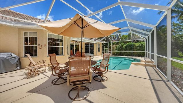 4956 SABAL LAKE CIRCLE, Sarasota, FL 34238