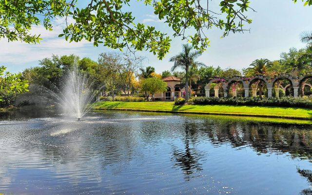 4956 SABAL LAKE CIRCLE, Sarasota, FL 34238