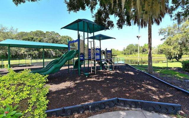 4956 SABAL LAKE CIRCLE, Sarasota, FL 34238